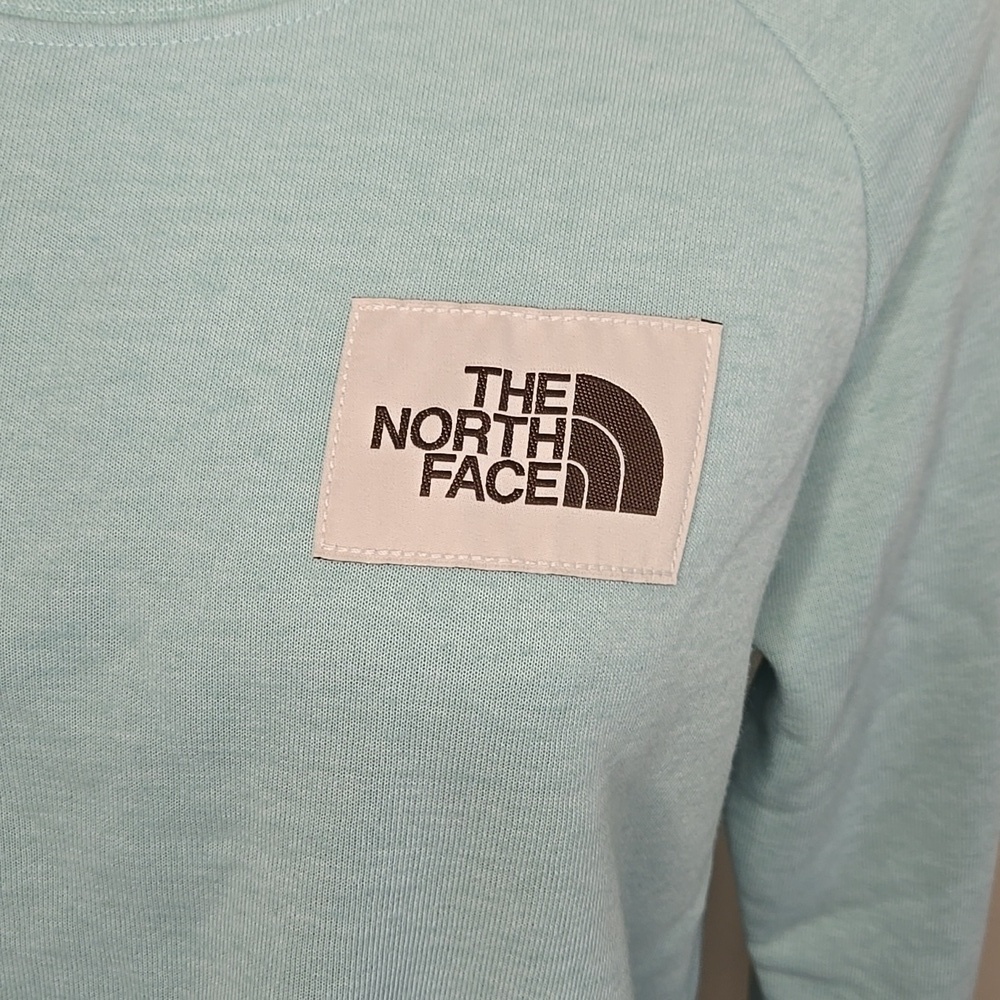 The North Face Blue Crew Neck Sweatshirt Medium Cotton Blend Classic - Picture 3 of 5